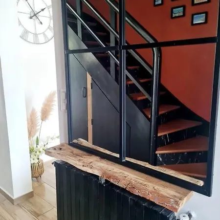 Maison De Avec Exterieur 別荘 *